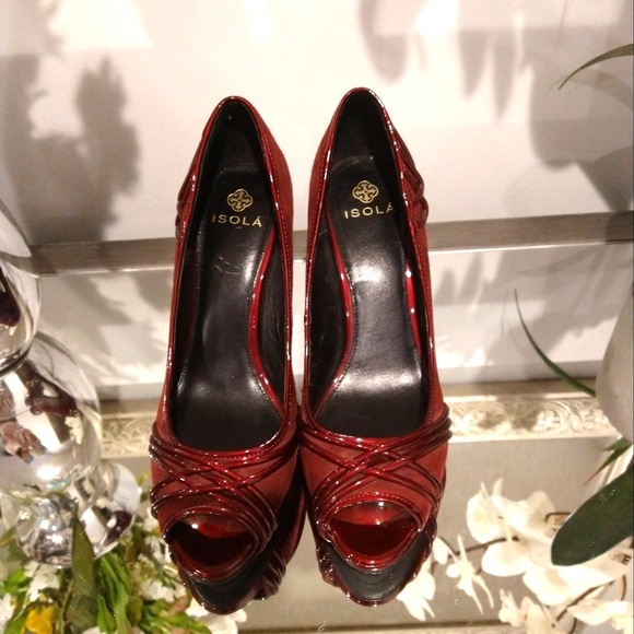 Isola Shoes Isola Suede Pump Shoes Poshmark